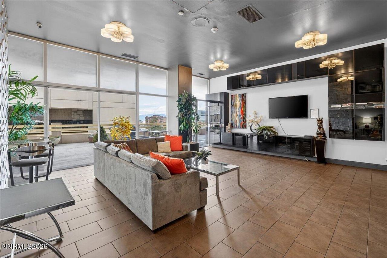 100 N Arlington Avenue, Unit 15e, Reno, NV 89501 Photo