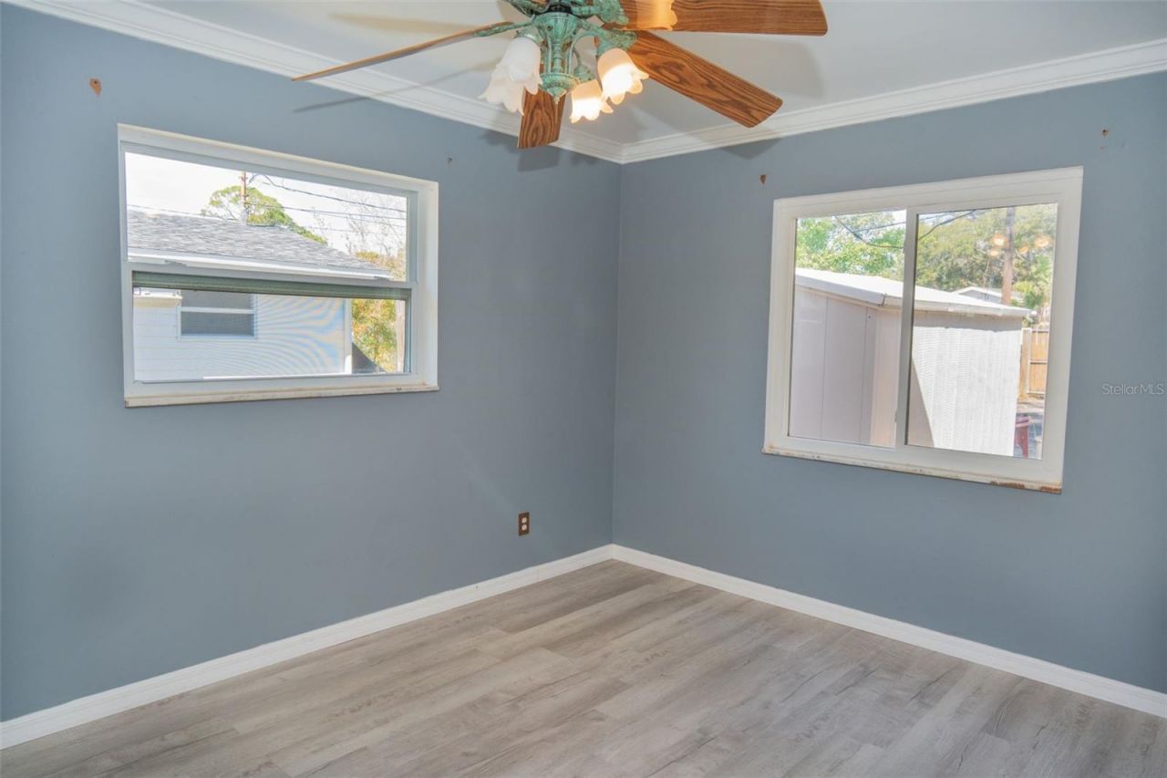 619 Garland Street N, Saint Petersburg, FL 33703 Photo