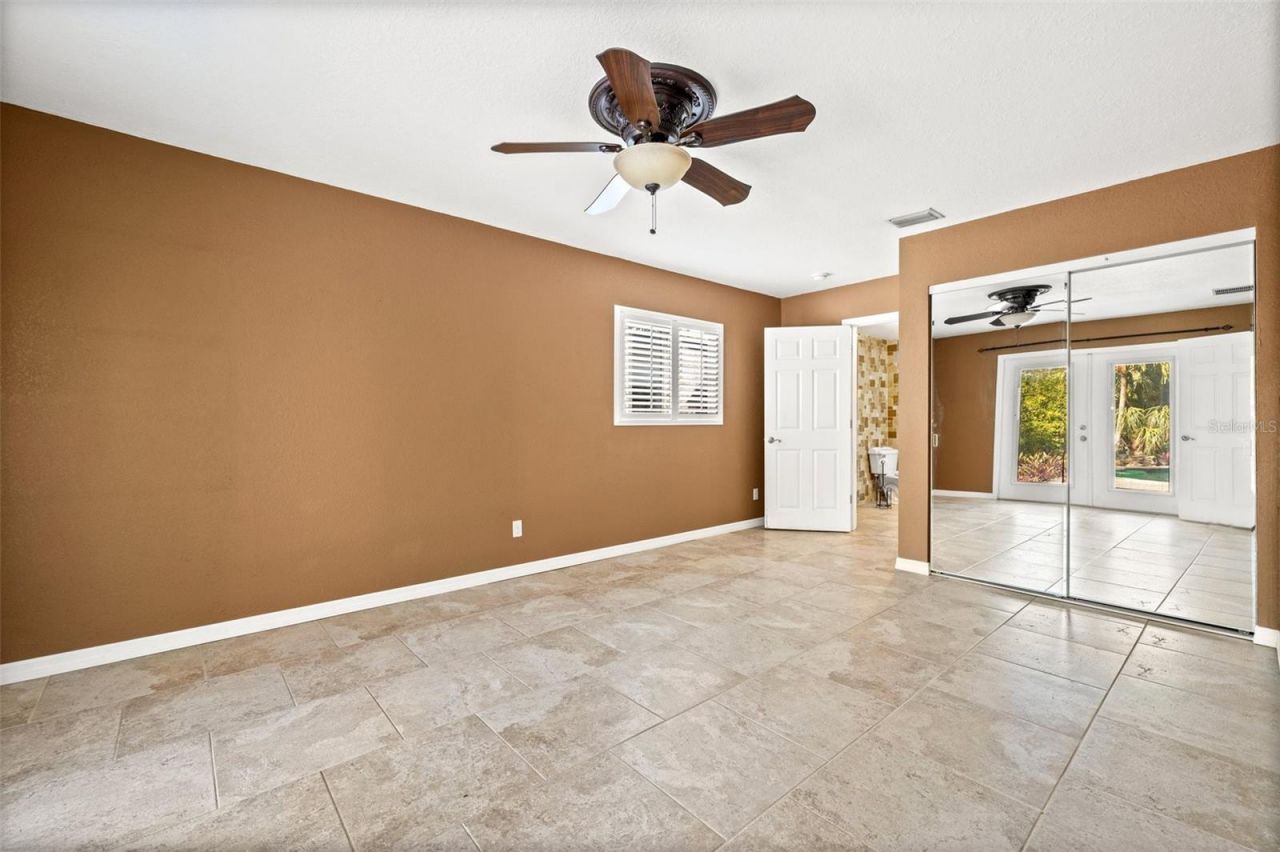 619 Garland Street N, Saint Petersburg, FL 33703 Photo