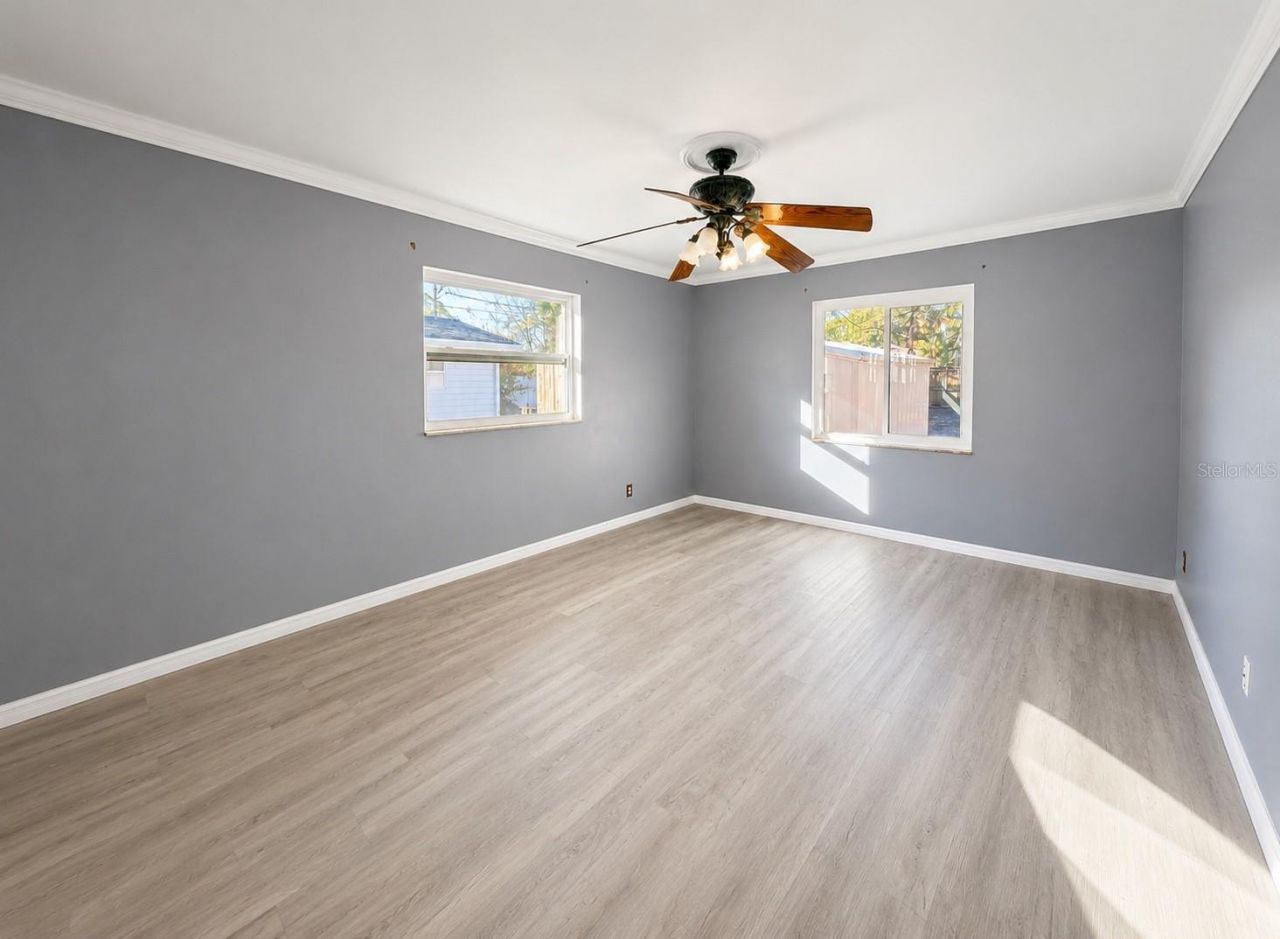 619 Garland Street N, Saint Petersburg, FL 33703 Photo