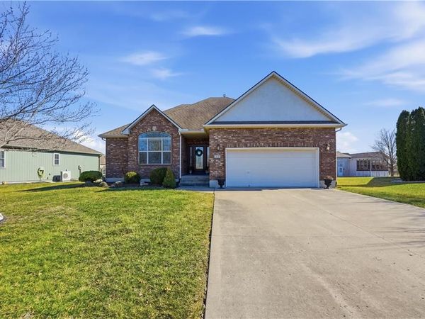 709 Bluestem Court, Raymore, MO 64083
