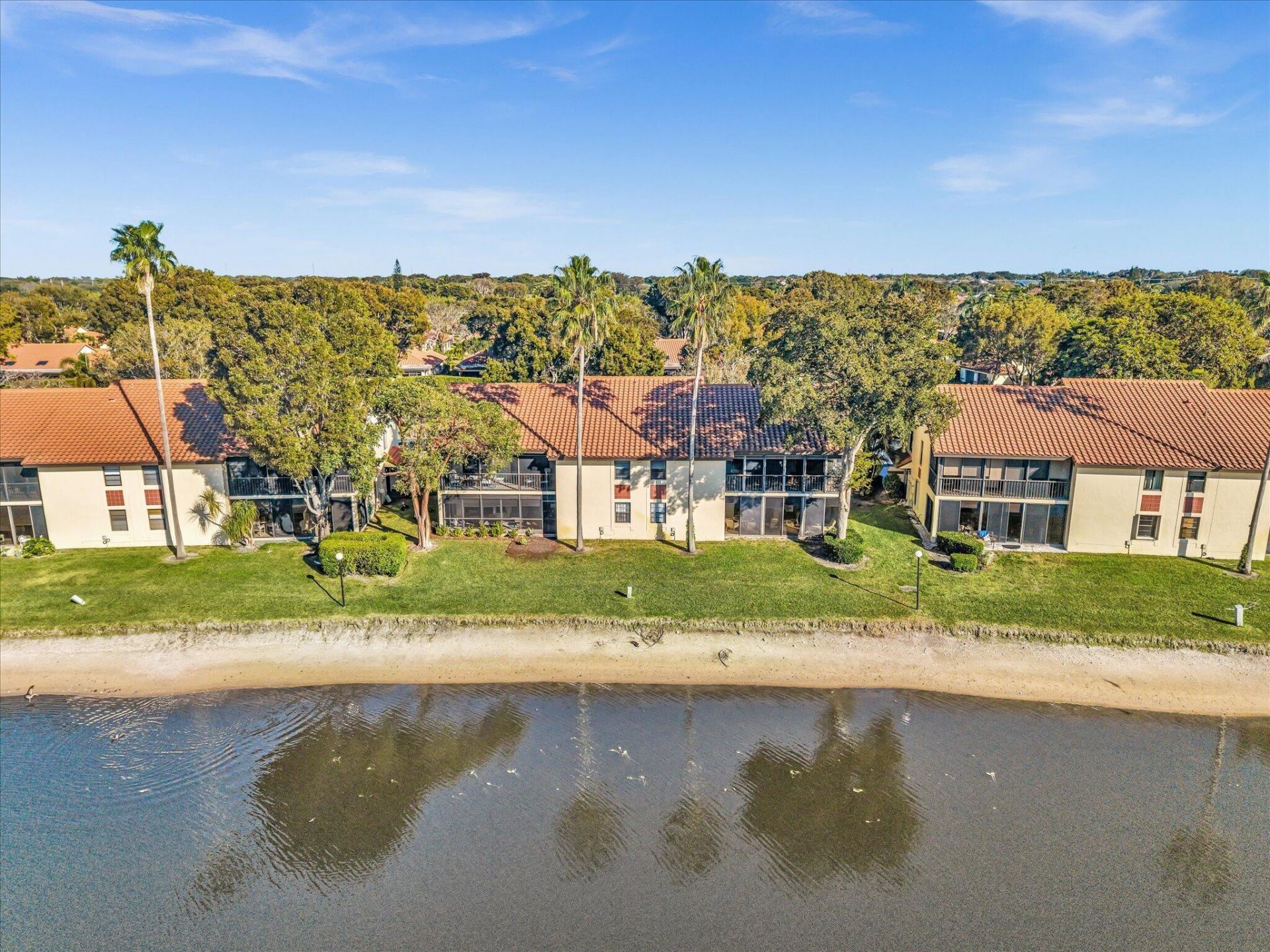 10215 N Circle Lake Drive, Unit 201, Boynton Beach, FL 33437 Photo