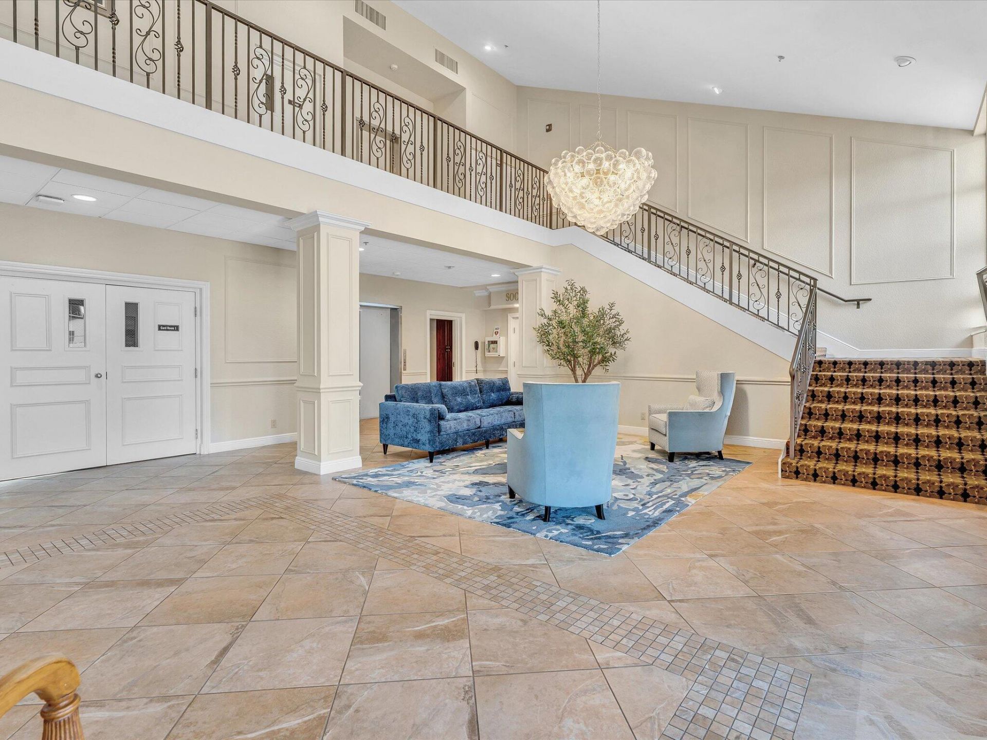 10215 N Circle Lake Drive, Unit 201, Boynton Beach, FL 33437 Photo