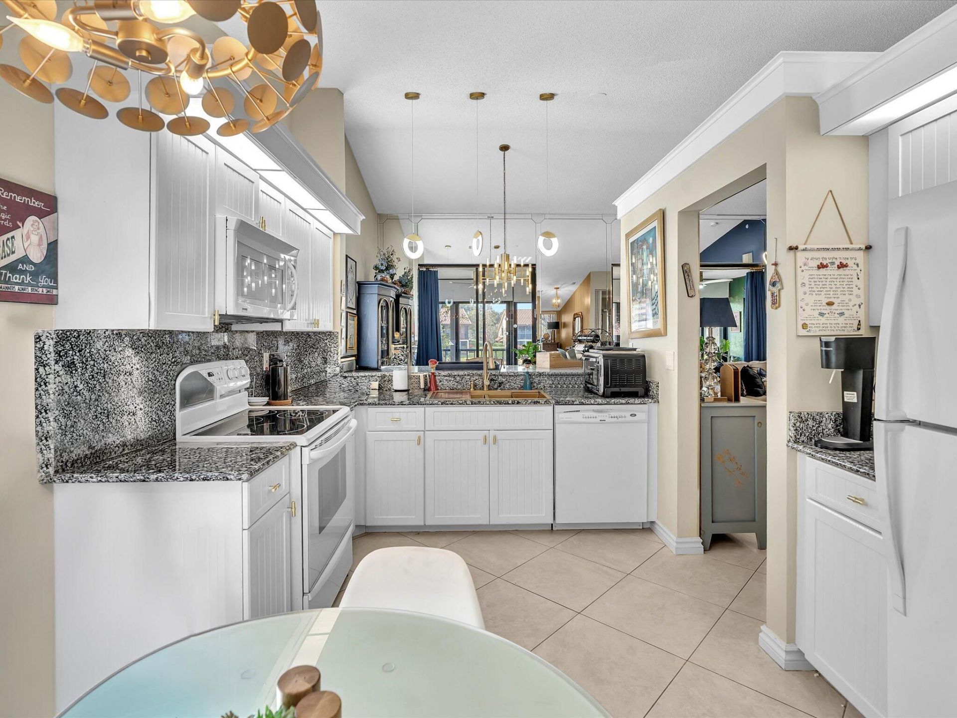 10215 N Circle Lake Drive, Unit 201, Boynton Beach, FL 33437 Photo