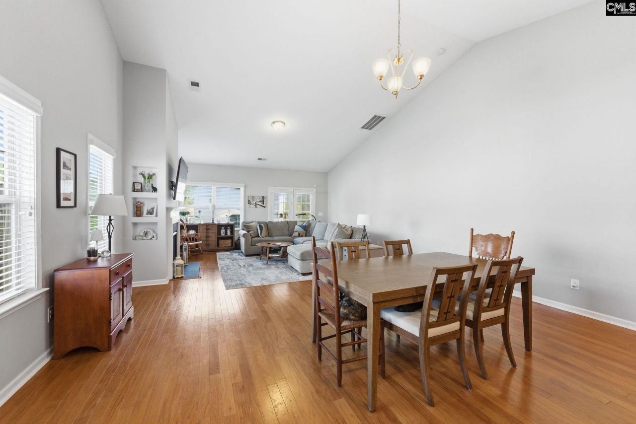 117 Bonhill Drive Photo 13