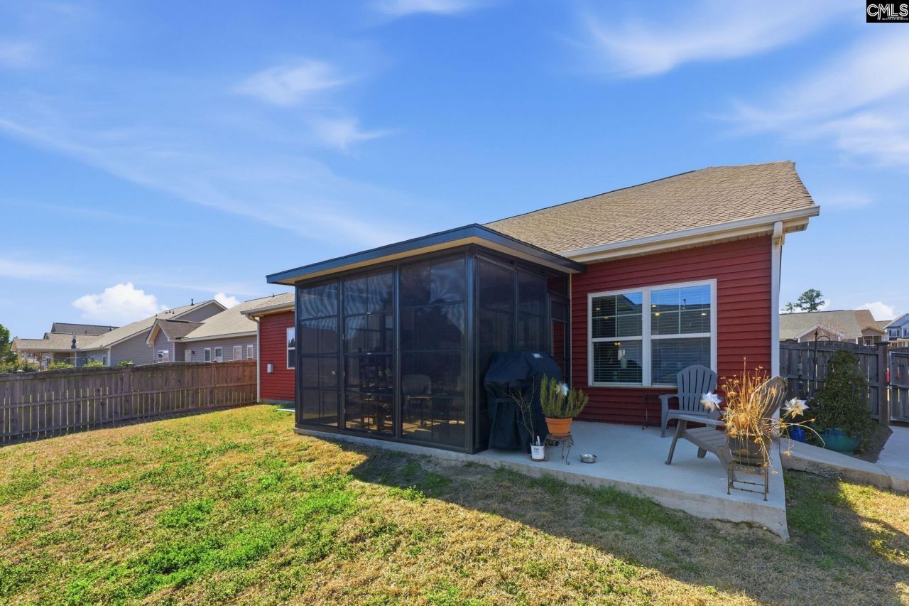 117 Bonhill Drive Photo 21