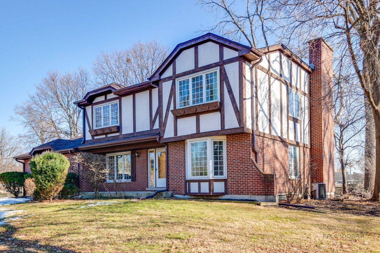 188 W Center Street, Wood Dale, IL 60191 Main Photo