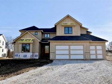 8369 NE 77th Terrace, Kansas City, MO 64158