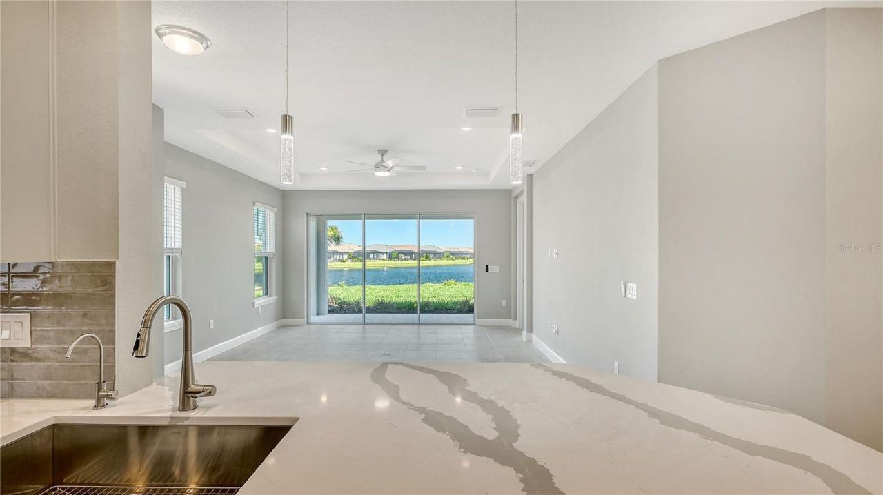 16139 Isola Place, Bradenton, FL 34211 Photo