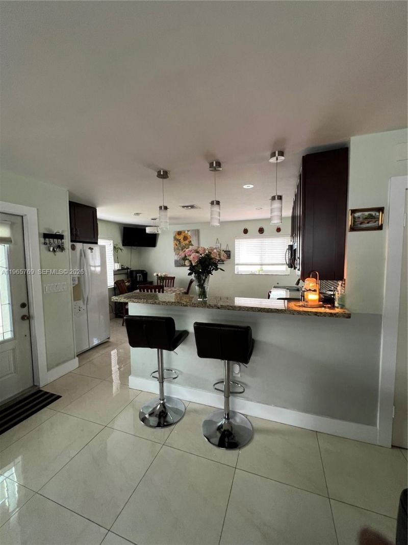 10382 SW 25th St , Miami, FL 33165 Photo