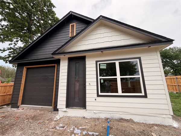 2201 N Lewis Place, Tulsa, OK 74110