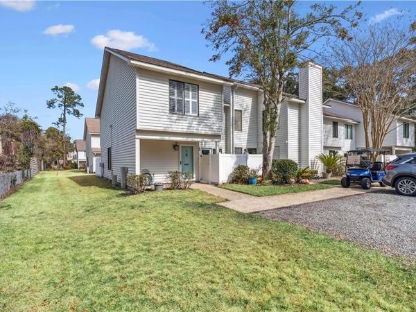 801 Mallery Street, Unit E, St Simons Island, GA 31522