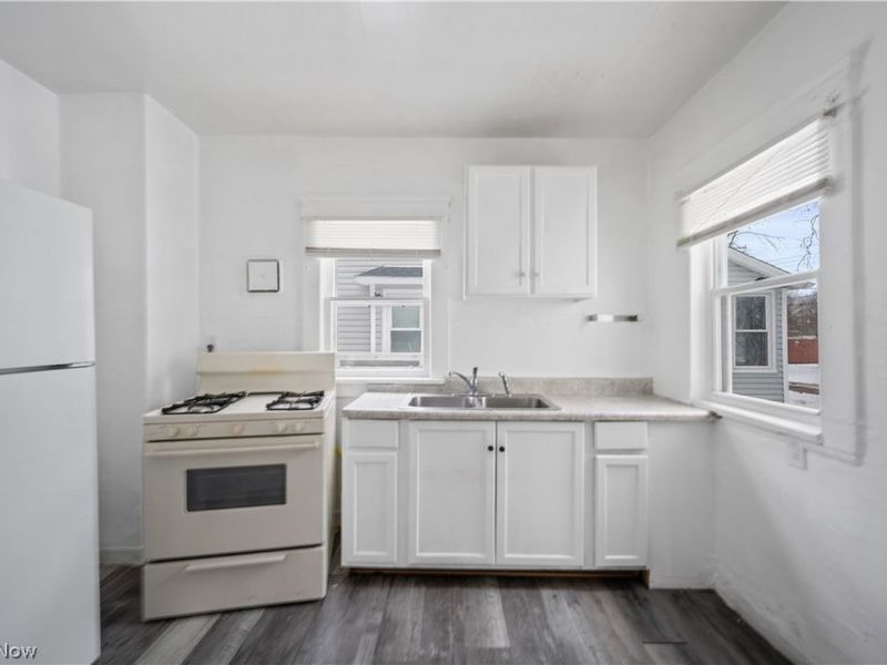 434 Matthews Street, Akron, OH 44306 Photo 20