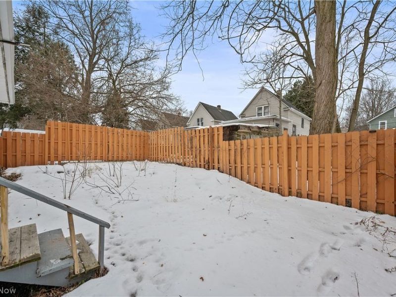 434 Matthews Street, Akron, OH 44306 Photo 5