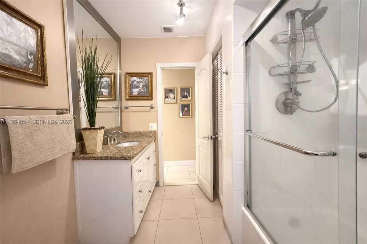 9761 SW 148th St, Miami, FL 33176 Photo