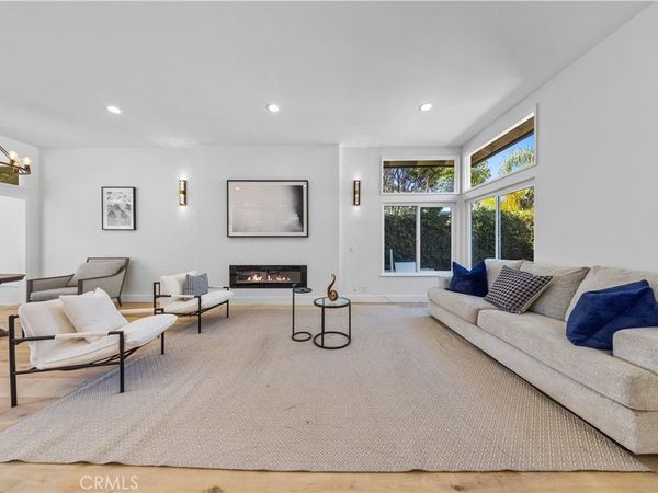 33 mann Street, Irvine, CA 92612