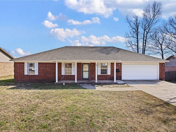 33 Poppy Drive, Pottsville, AR 72858