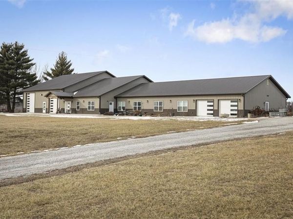 8944 Southpoint Drive, Richmond, MO 64085