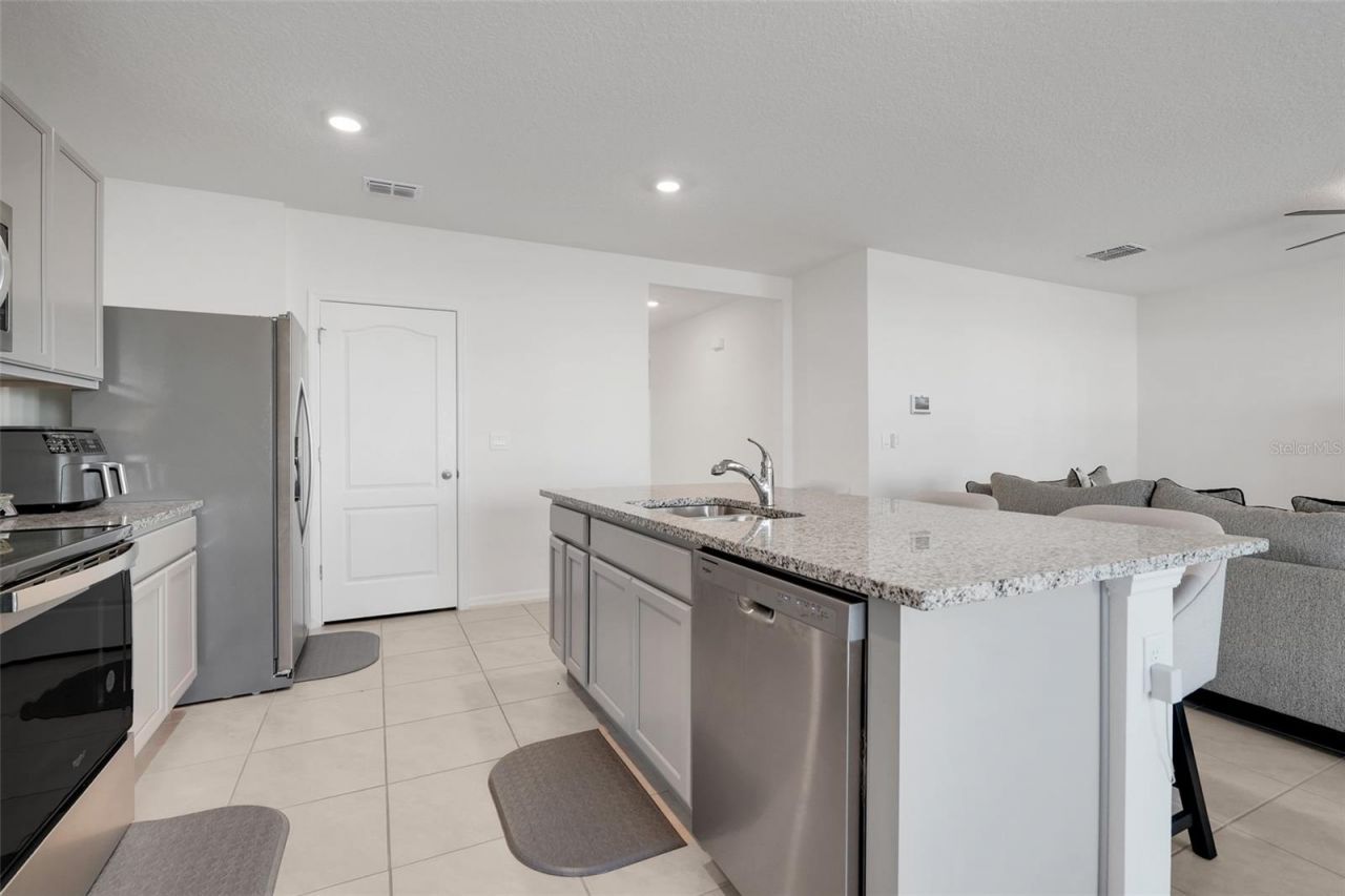 11400 Amber Ridge Drive, Zellwood, FL 32798 Photo