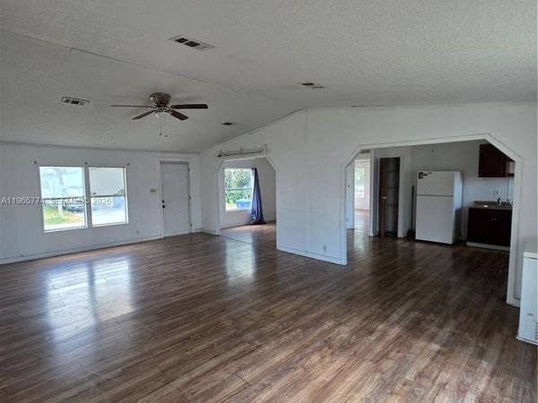 19800 SW 180th Ave , Unit 571, Miami, FL 33187