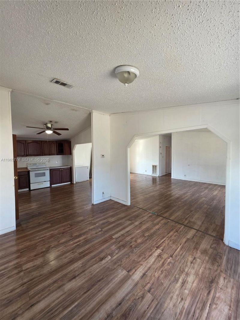 19800 SW 180th Ave , Unit 571, Miami, FL 33187 Photo