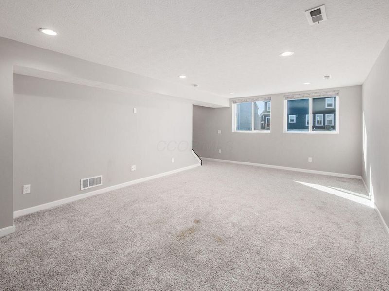 127 Silver Pine Lane, Lewis Center, OH 43035 Photo 44