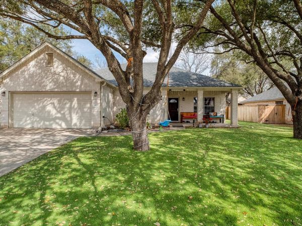 402 Split Oak DR, Pflugerville, TX 78660