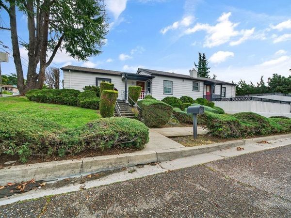 3400 Mirasol Ave, Oakland, CA 94605