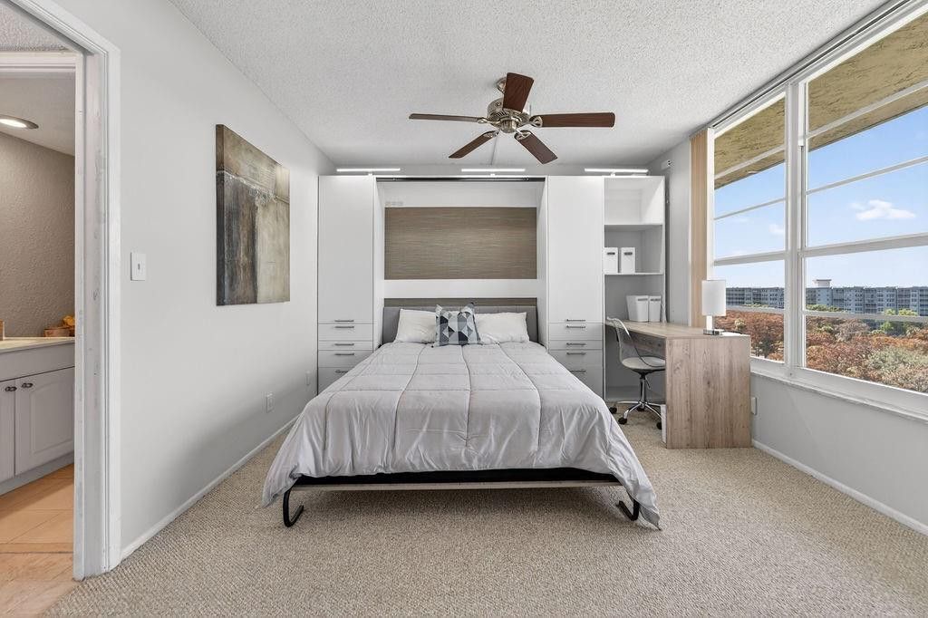 575 Oaks Lane, Unit 1002, Pompano Beach, FL 33069 Photo