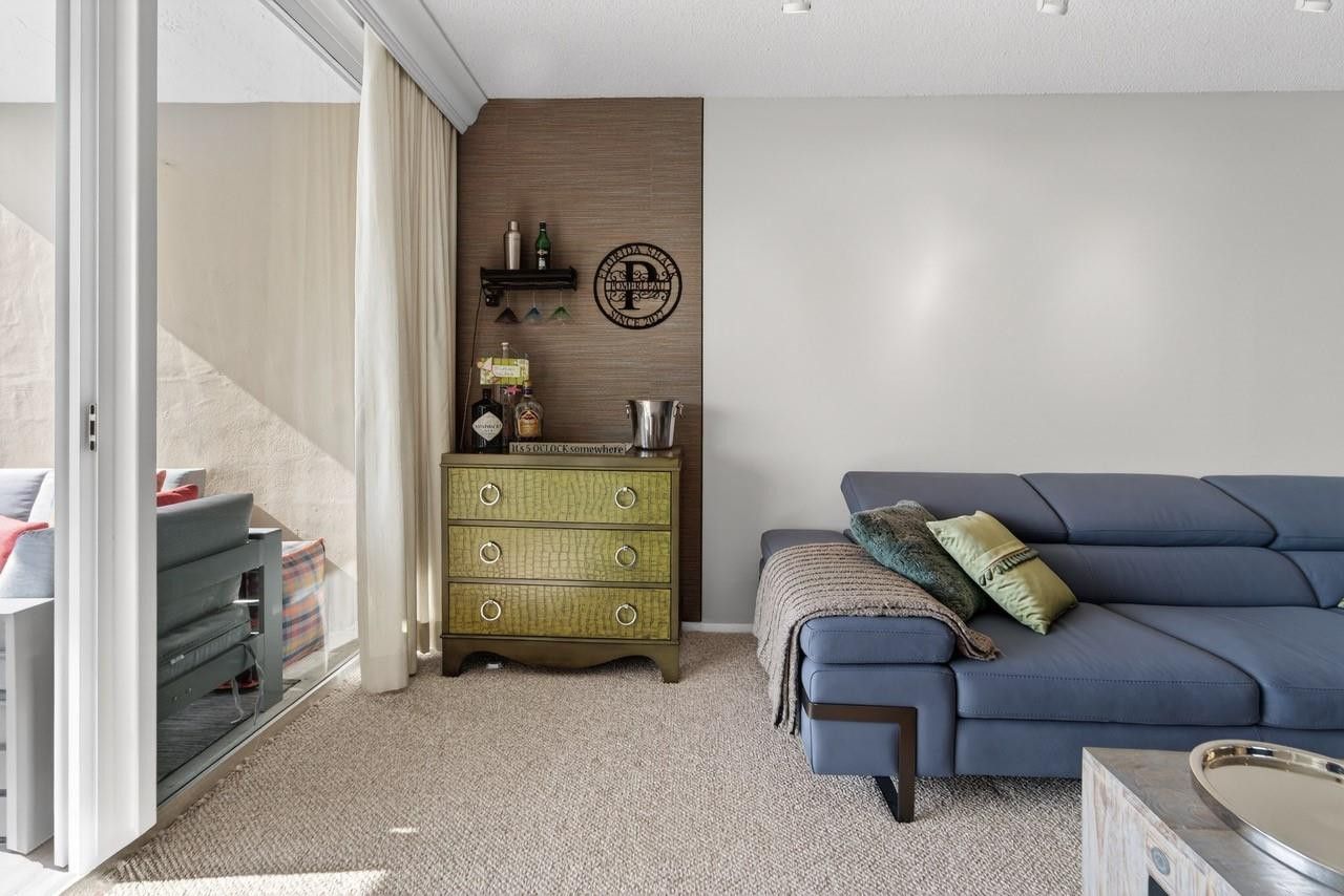 575 Oaks Lane, Unit 1002, Pompano Beach, FL 33069 Photo