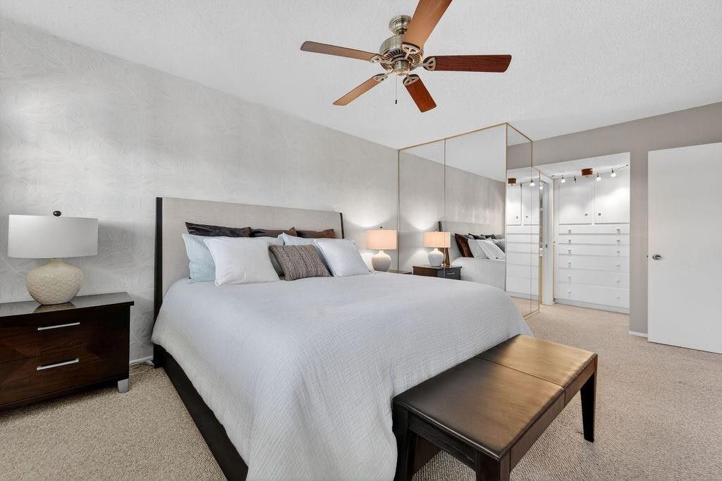 575 Oaks Lane, Unit 1002, Pompano Beach, FL 33069 Photo