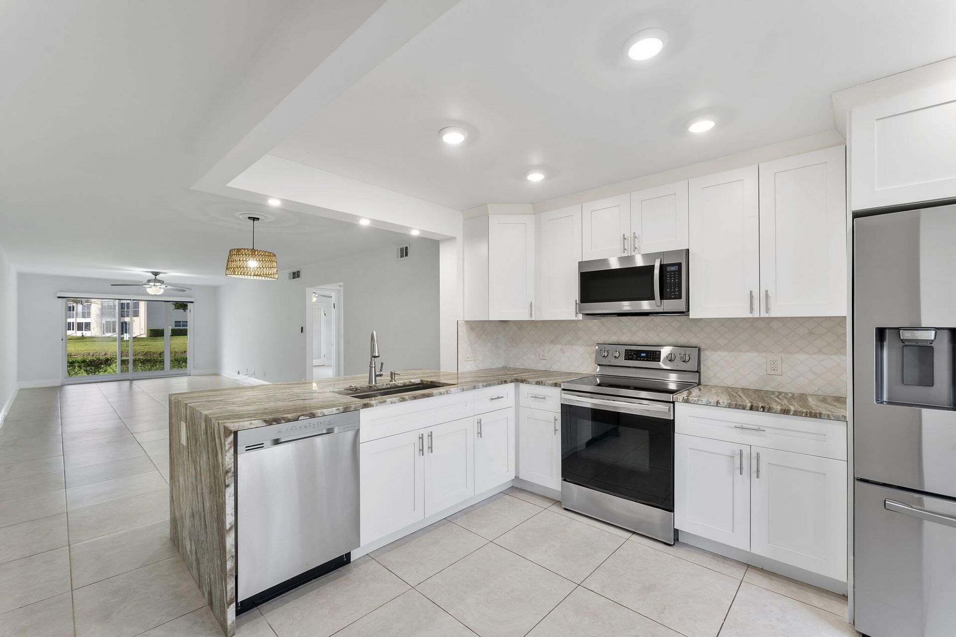 1037 Guildford C, Boca Raton, FL 33434 Photo