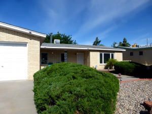 3705 Tracy Street Ne, Albuquerque, NM 87111 Main Photo