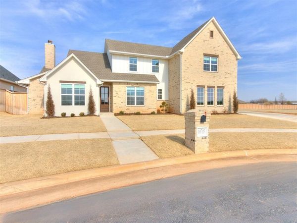 10705 NW 26th Court, Yukon, OK 73099