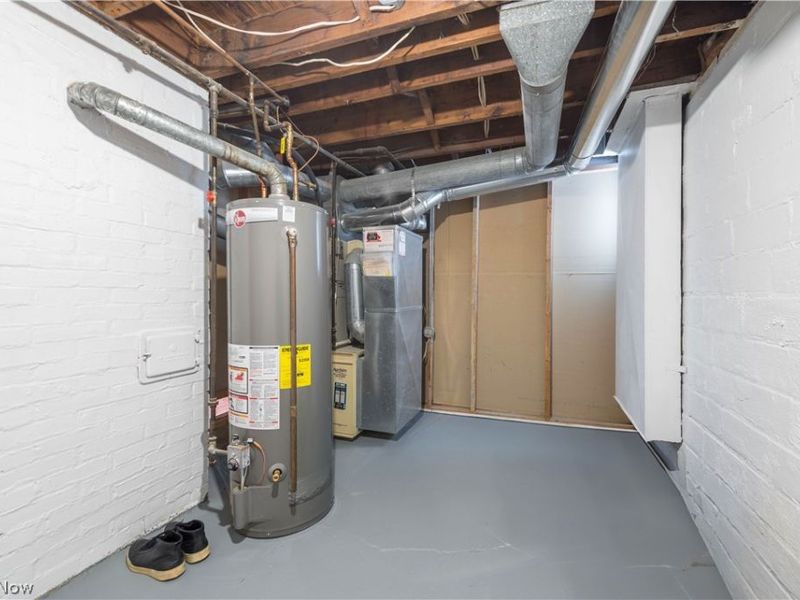 16912 Larchwood, Cleveland, OH 44135 Photo 40