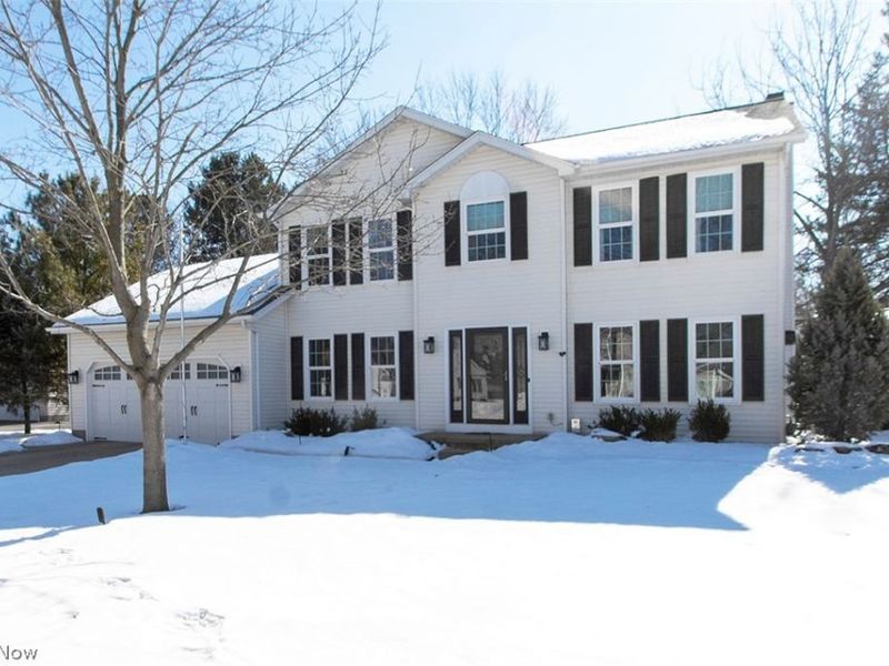 230 Simon Lane, Medina, OH 44256 Photo 2