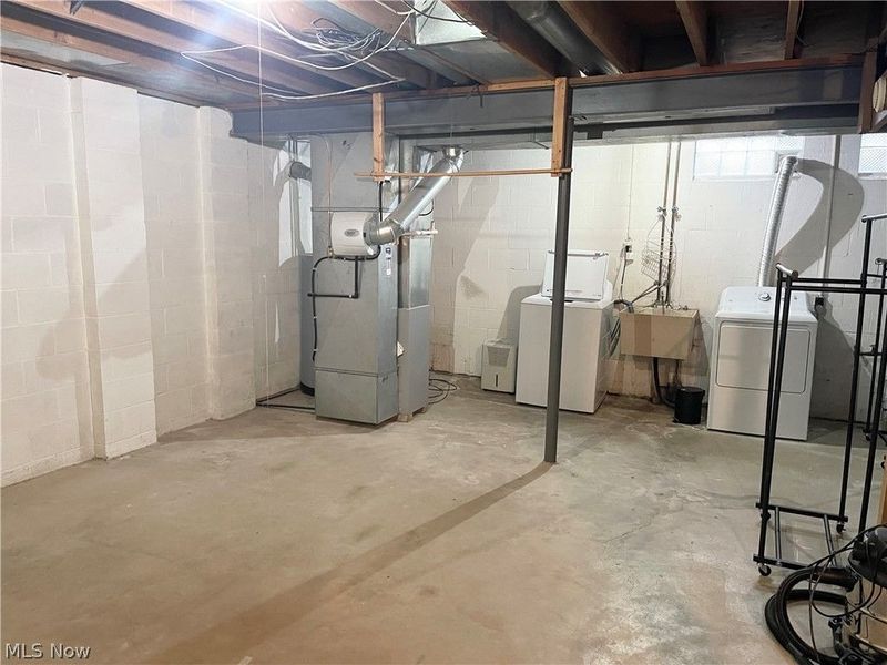 536 Austin Drive, Unit B, Barberton, OH 44203 Photo 11