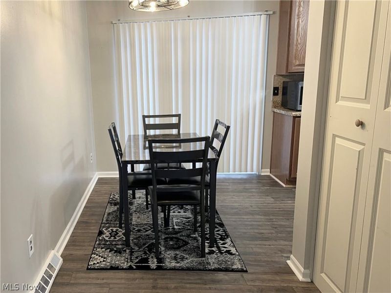 536 Austin Drive, Unit B, Barberton, OH 44203 Photo 4