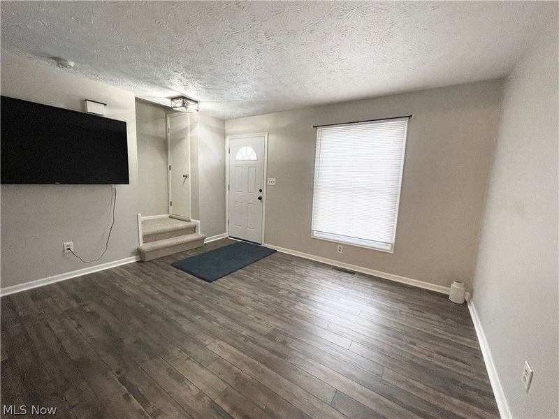 536 Austin Drive, Unit B, Barberton, OH 44203 Photo 6