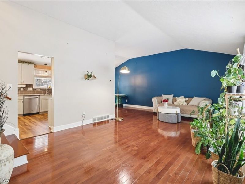 5560 Elm Hill Drive, Solon, OH 44139 Photo 11