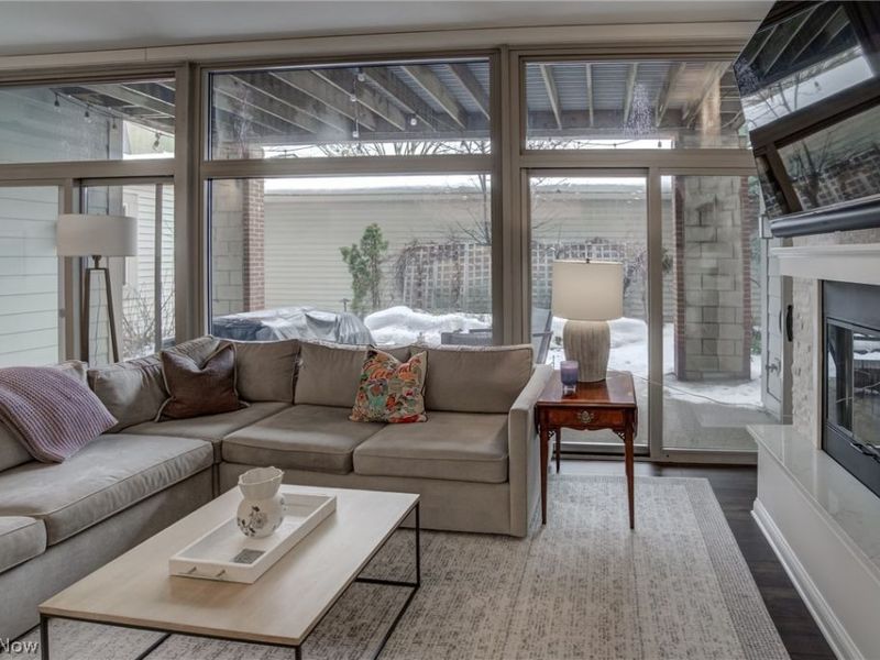 2079 Random Road, Unit 104, Cleveland, OH 44106 Photo 11