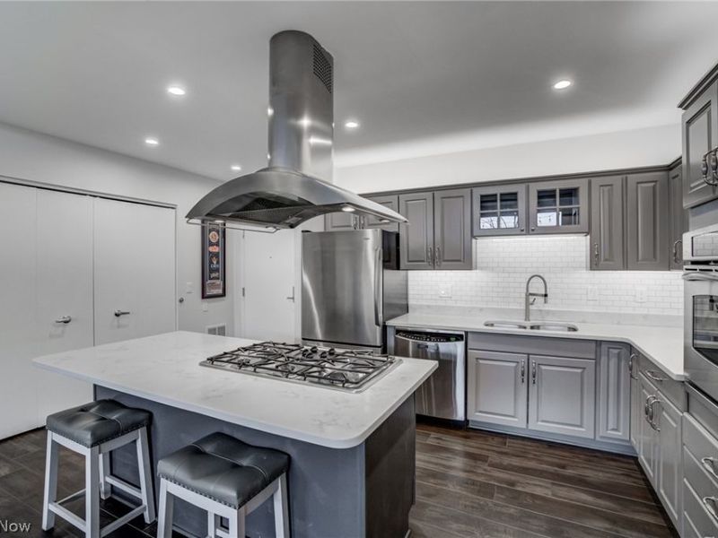 2079 Random Road, Unit 104, Cleveland, OH 44106 Photo 4