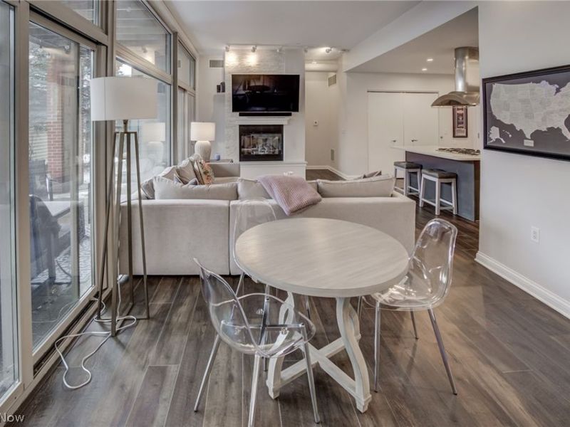 2079 Random Road, Unit 104, Cleveland, OH 44106 Photo 5