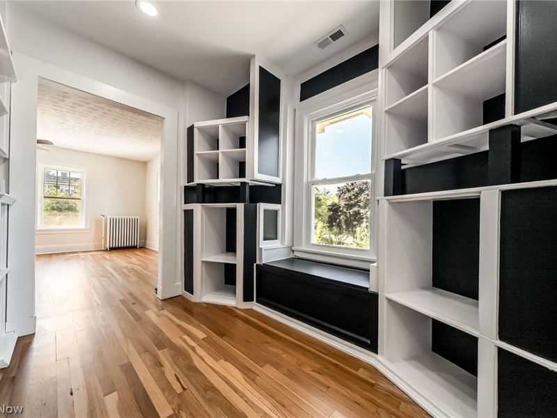 10908 Lake Avenue, Cleveland, OH 44102 Photo 19