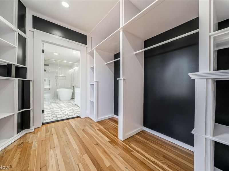 10908 Lake Avenue, Cleveland, OH 44102 Photo 20