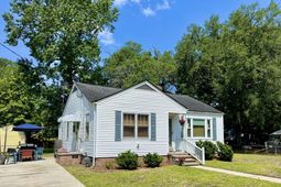 5603 Flanders Avenue photo 4