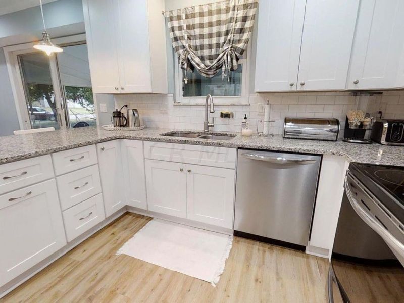 303 Greenglade Avenue , Worthington, OH 43085 Photo 14