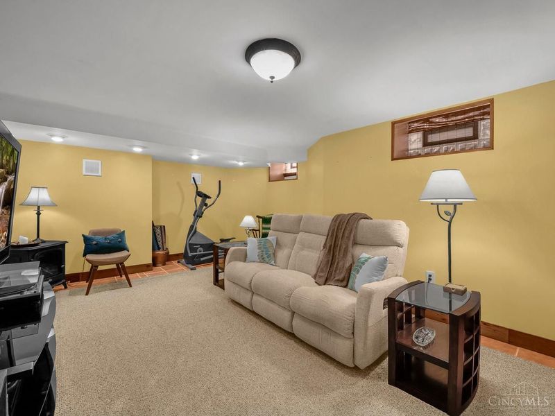 1620 Linden Drive, Cincinnati, OH 45224 Photo 27