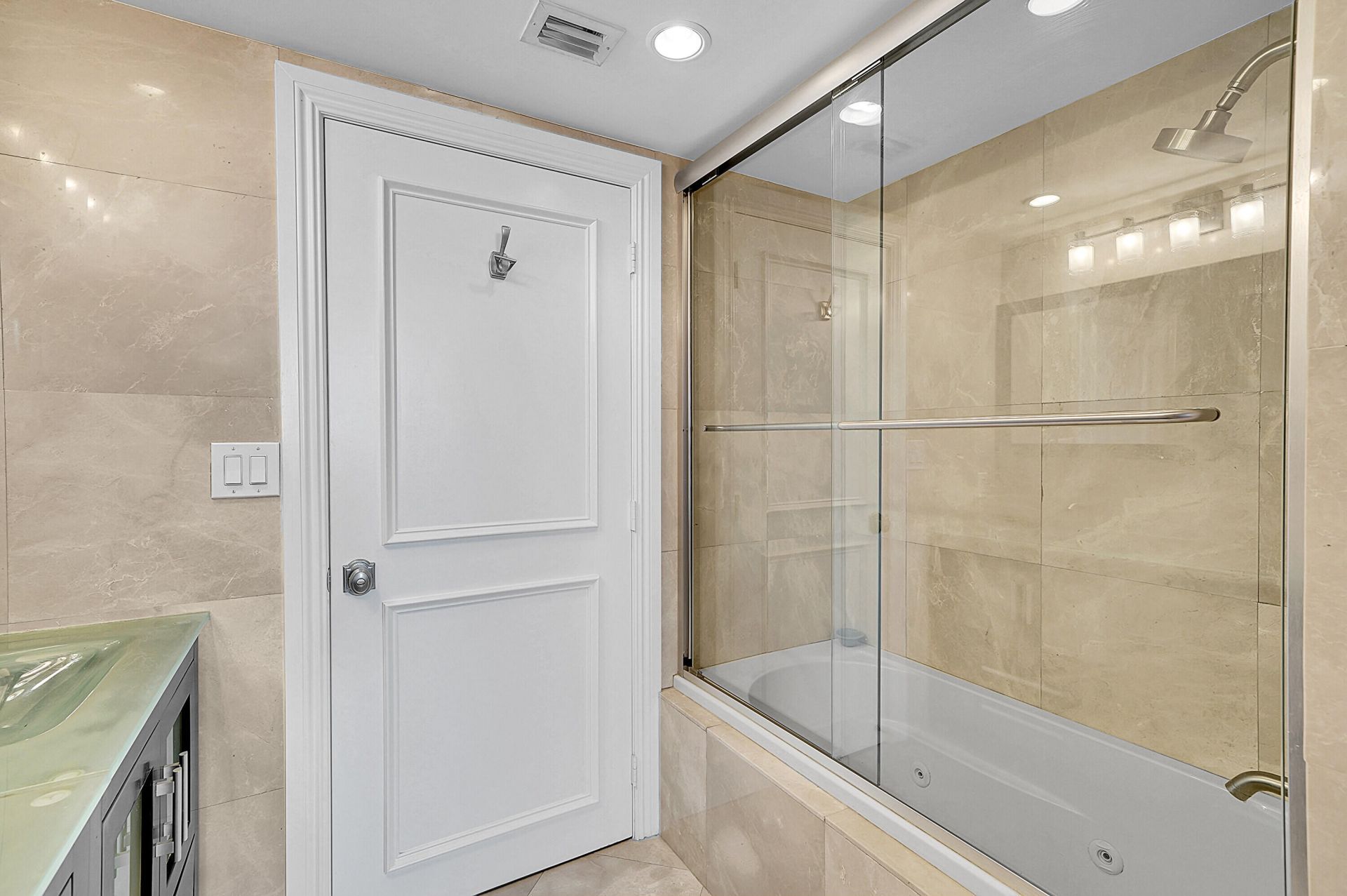 3020 NE 32nd Avenue, Unit 1405, Fort Lauderdale, FL 33308 Photo