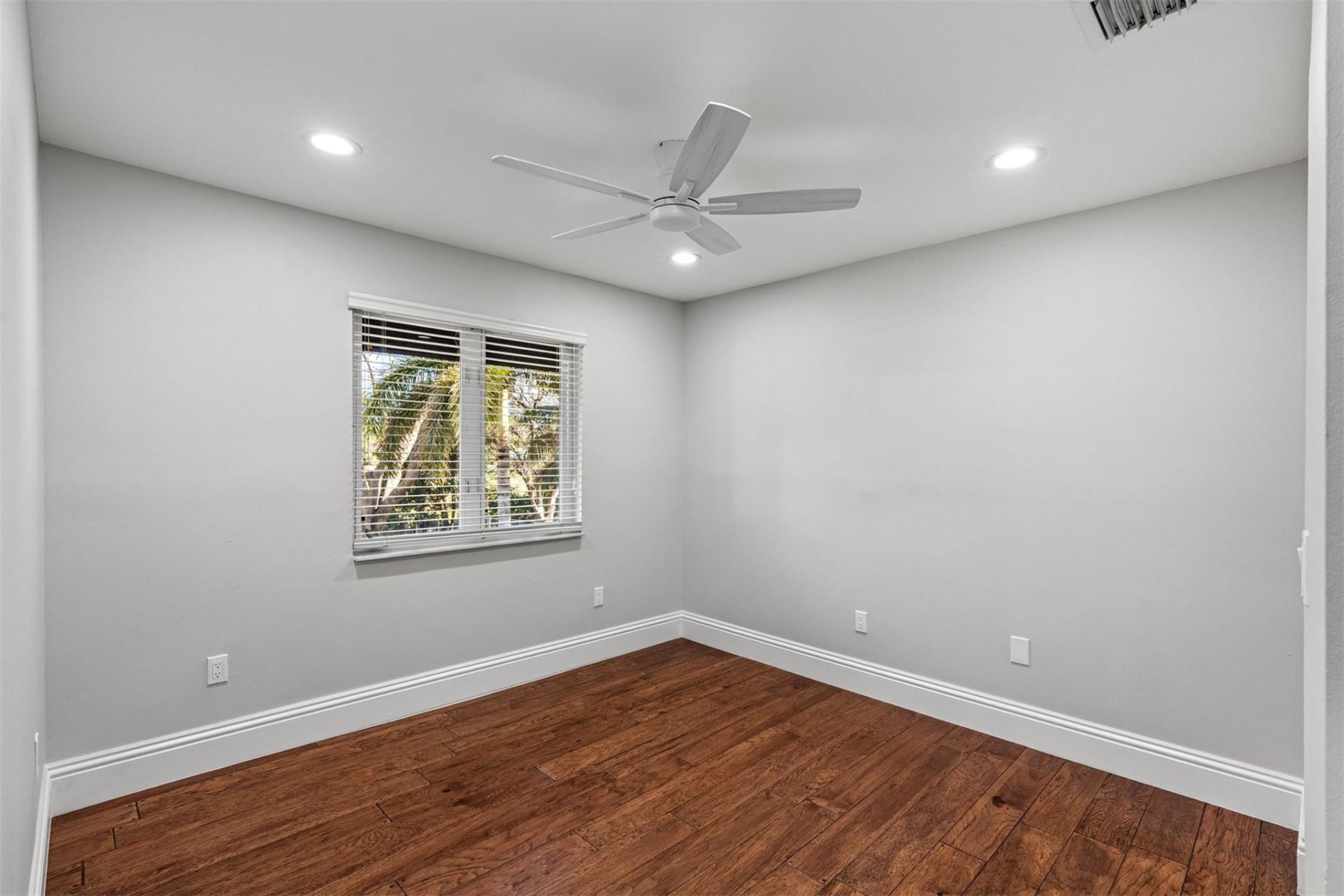 1704 SW 142nd Ave, Davie, FL 33325 Photo